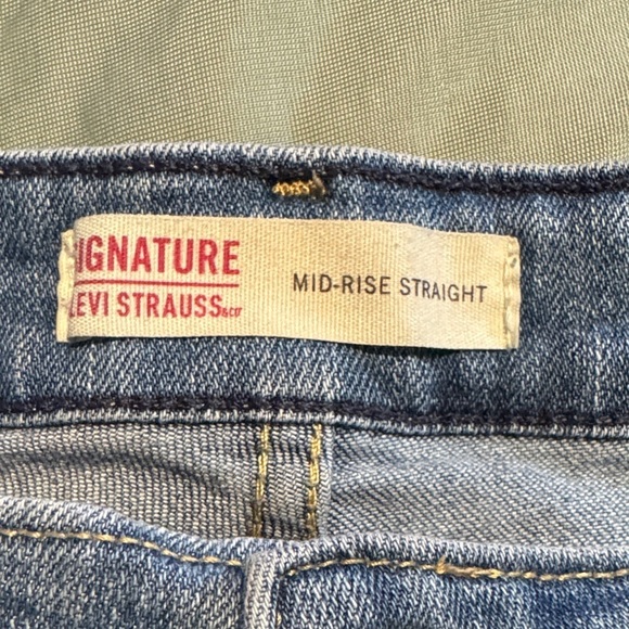 Classic Denim Women's Straight Leg Jeans - Picture 2 of 4